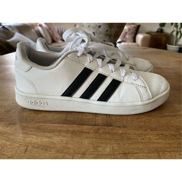 adidas Kids White and Black Sneakers - Picture 1 of 6